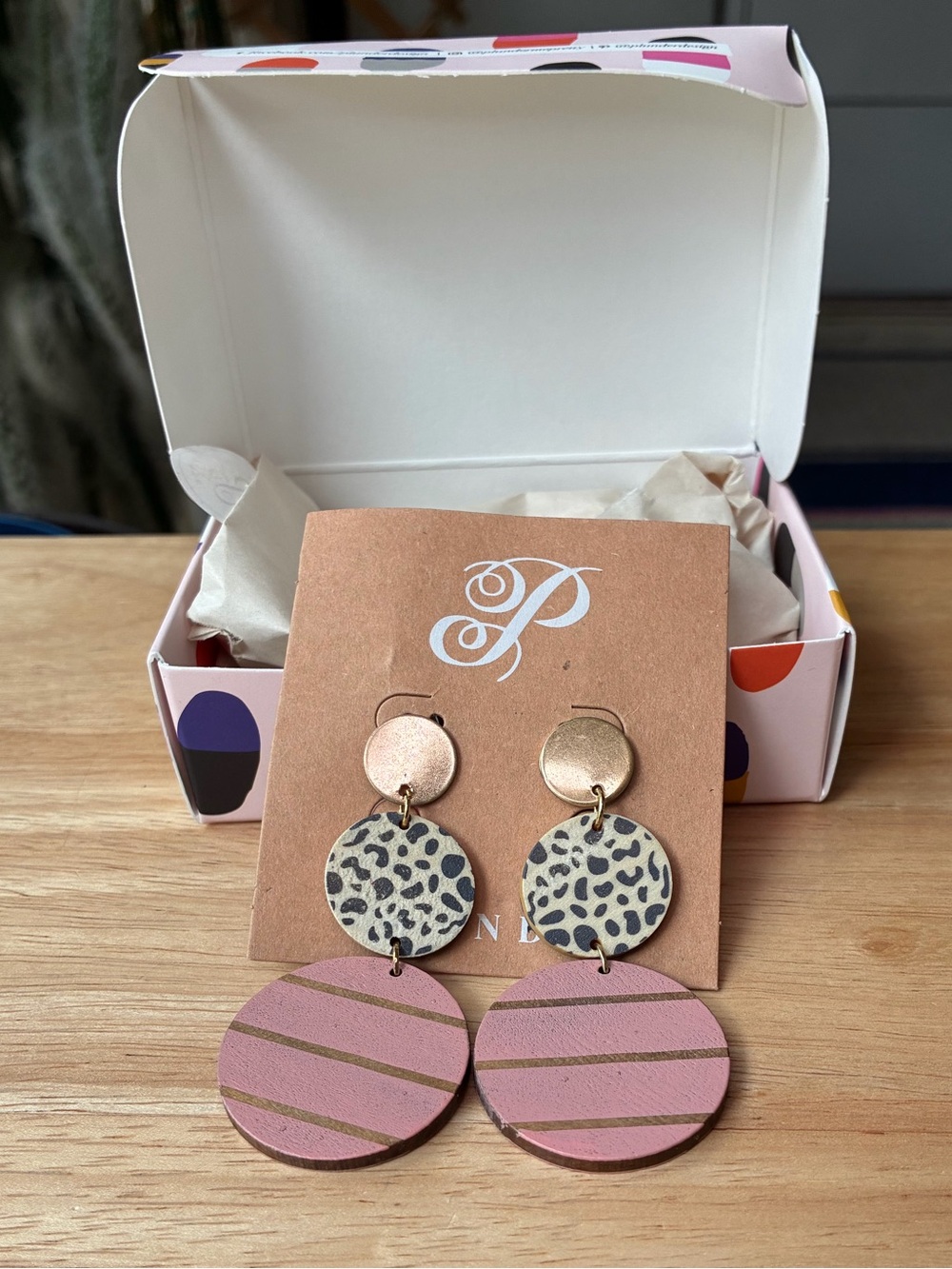 NIB Plunder Design Ayana Animal Print & Pink Drop Earrings - Picture 7 of 8